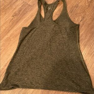 Beyond Yoga active tank top